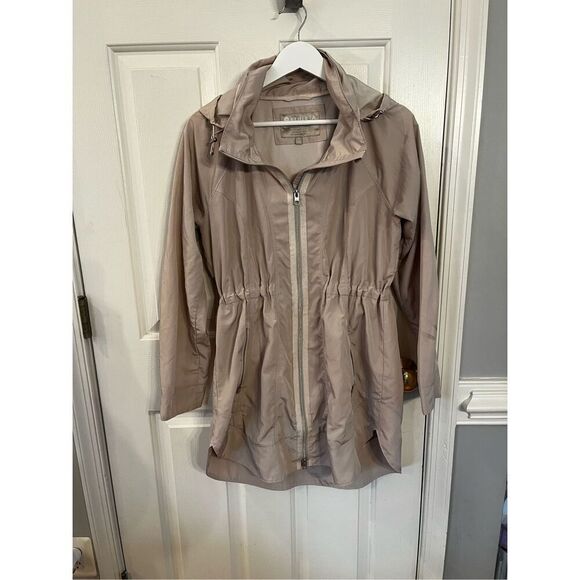 Athleta Drip Drip Anorak Beach Pink Rain Jacket sz S EUC - Picture 3 of 12